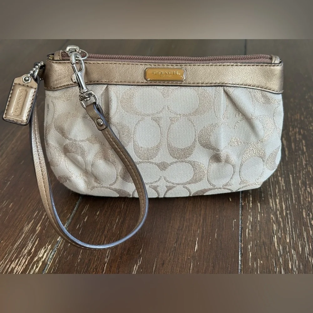 Coach signature logo wrislet Jacquard fabric